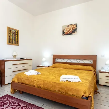 Apartman Attico 115 *